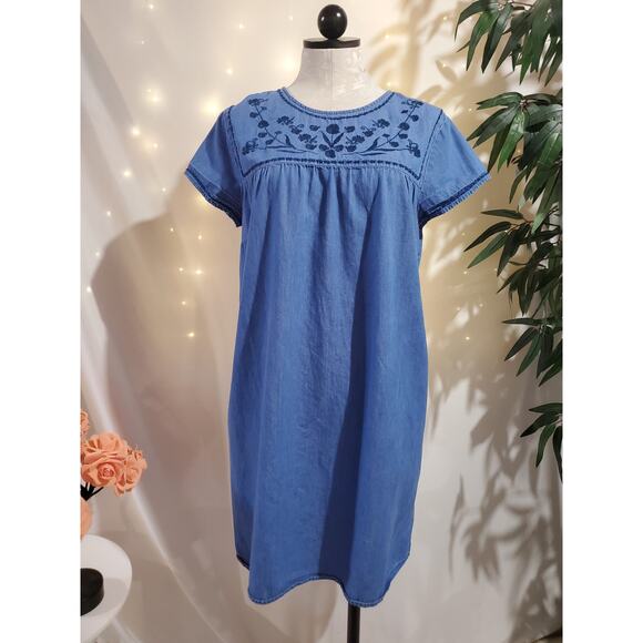 Old Navy Dresses & Skirts - Old Navy Womens Embroidered Floral Chambray Denim Dress Size L Cottage Boho Blue